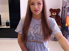 19yo Russian Teen Shemale Stroking Her...